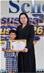 ท่าน ฐิติมา เร่งประเสริฐ ศึกษาธิการจังหวัดเชียงราย ได้เดินทางมาเป็นประธานในพิธี เปิดงาน (Tondeesueksa Open House 2026) โดยชูแนวคิด Tondee 4.0 พัฒนาผู้เรียน 4 ภาษา สู่สมรรถนะแห่งอนาคต โดยมี ท่าน กฤษฎา สิทธิวัง ผอ. โรงเรียนต้นดีศึกษา พร้อมด้วยผู้บริหารสถานศ